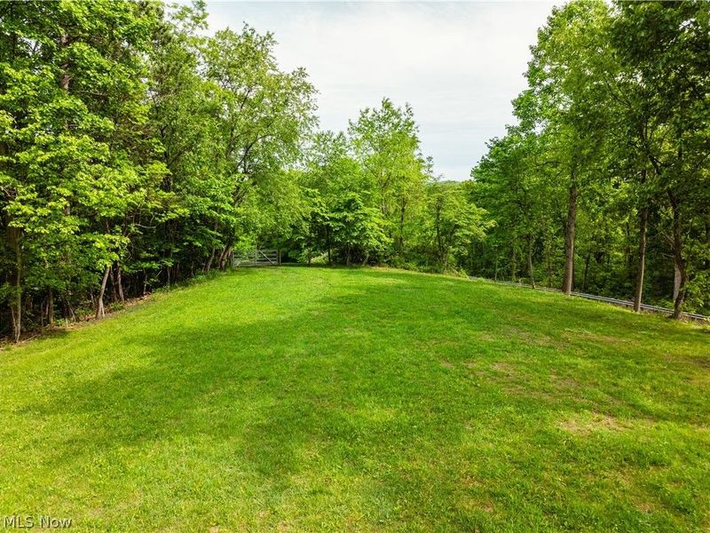 Edie Hill Road SE, Uhrichsville, OH 44683 Photo 5
