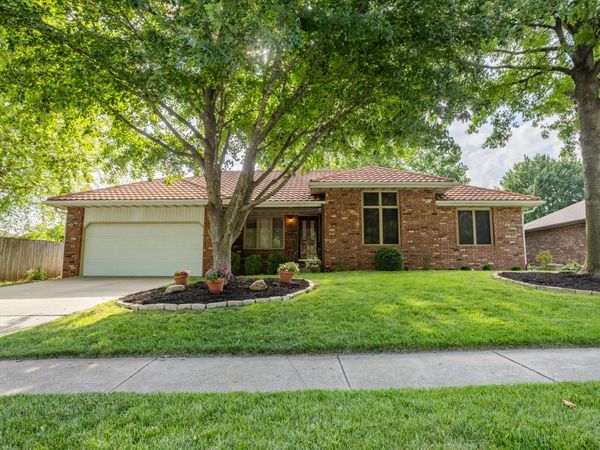 612 S Sparks Avenue , Springfield, MO 65802