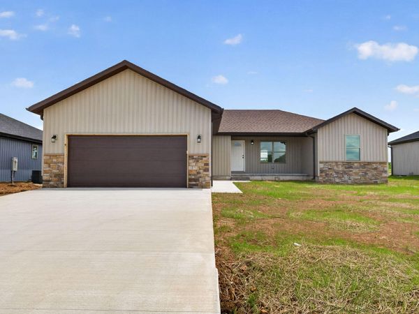 420 Beavertail Road , Ash Grove, MO 65604