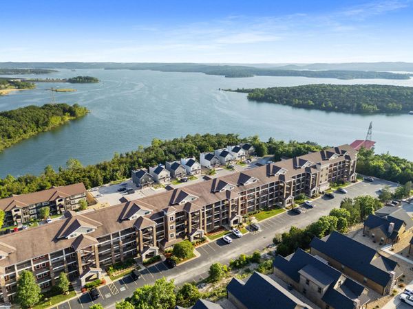 200 Majestic Drive , Unit Apt 415, Branson, MO 65616