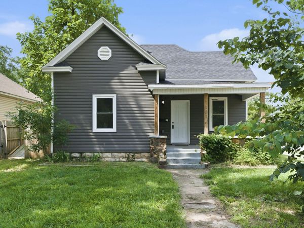 1101 W Division Street , Springfield, MO 65803