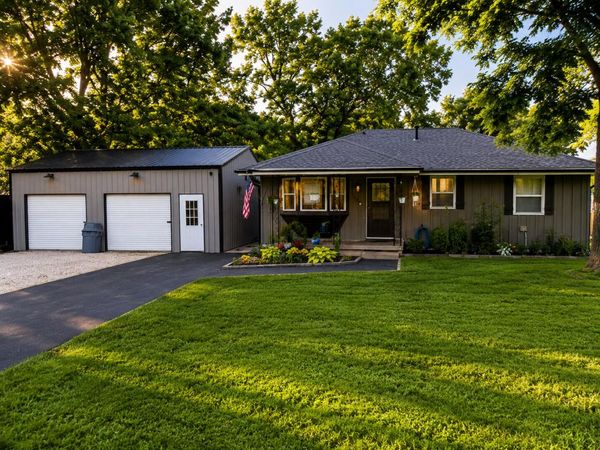 420 S Pear Street , Buffalo, MO 65622