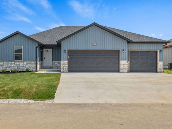 422 Beavertail Road , Ash Grove, MO 65604