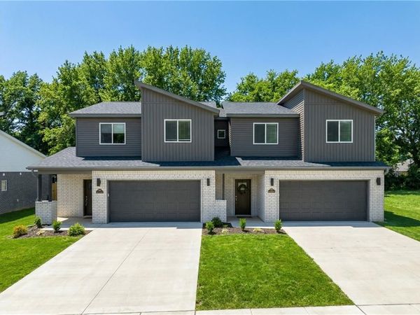 702 Sun Meadows Loop, Centerton, AR 72719
