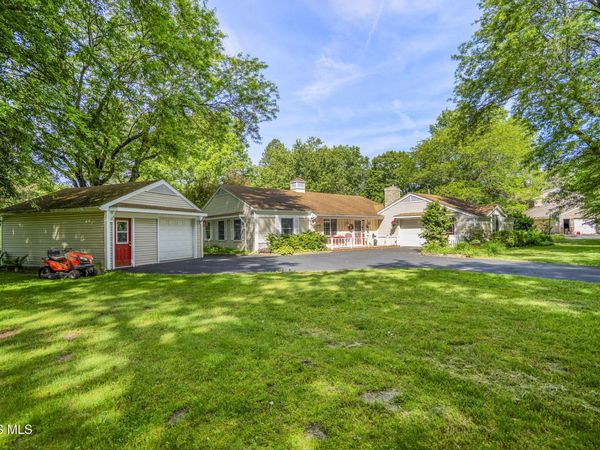 5842 Winslow Road , Whitehouse, OH 43571