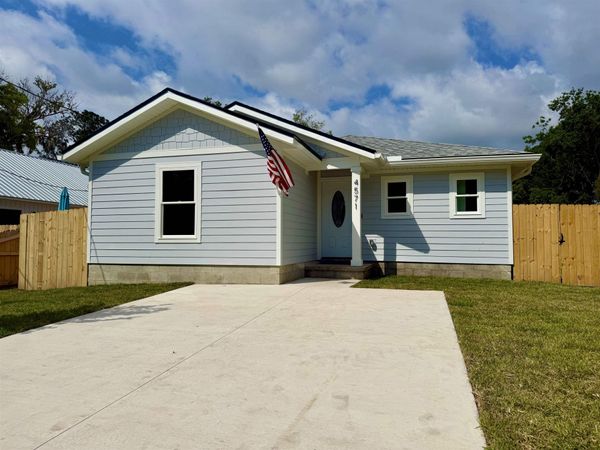 4571 Sixth Avenue, St Augustine, FL 32095