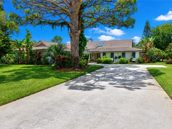 5735 Glen Eagle Lane, Vero Beach, FL 32967