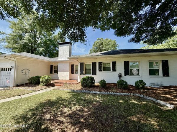 103 Finch Street, Clinton, NC 28328