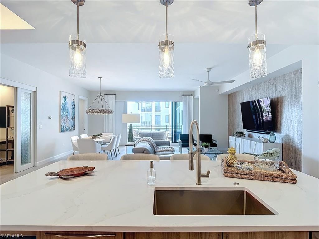 1125 Central Ave, Unit 462, Naples, FL 34102 Photo