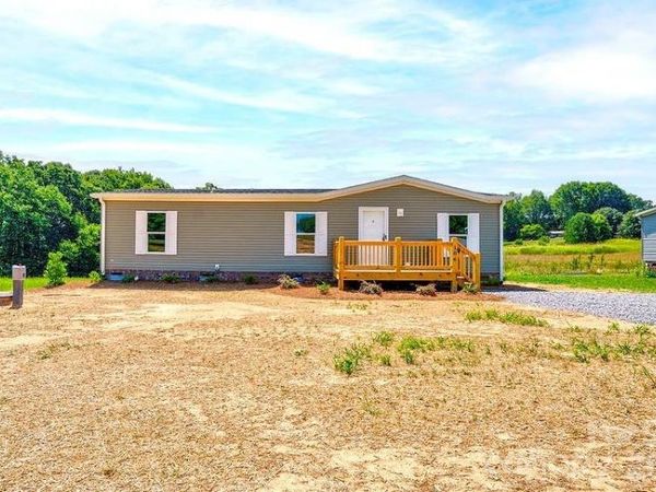 106 Advent Drive, Grover, NC 28073