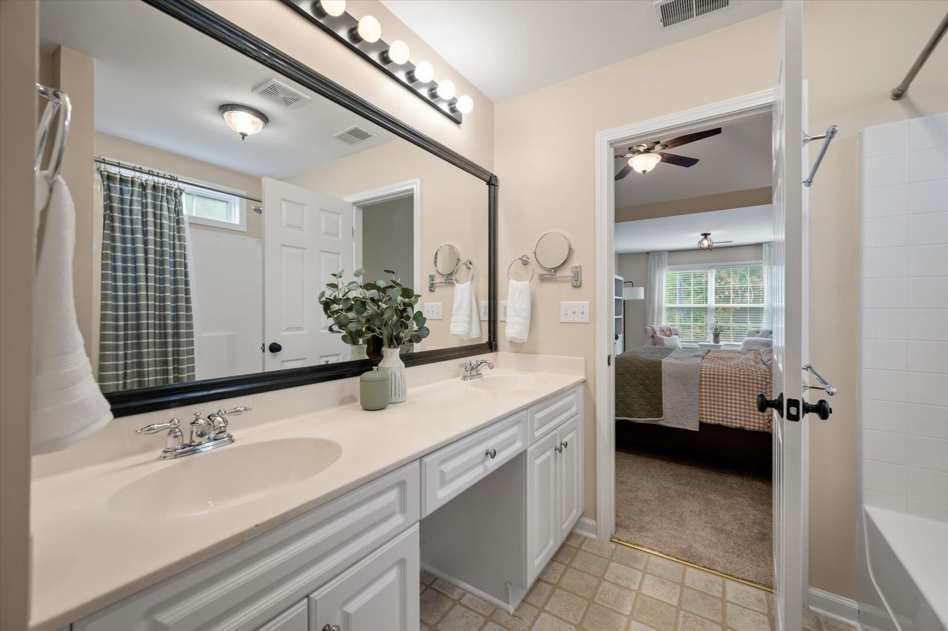 1456 Harbor Mist Court Photo 24