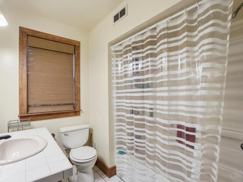 3718 Forest Court, Cheviot, OH 45211 Photo 19
