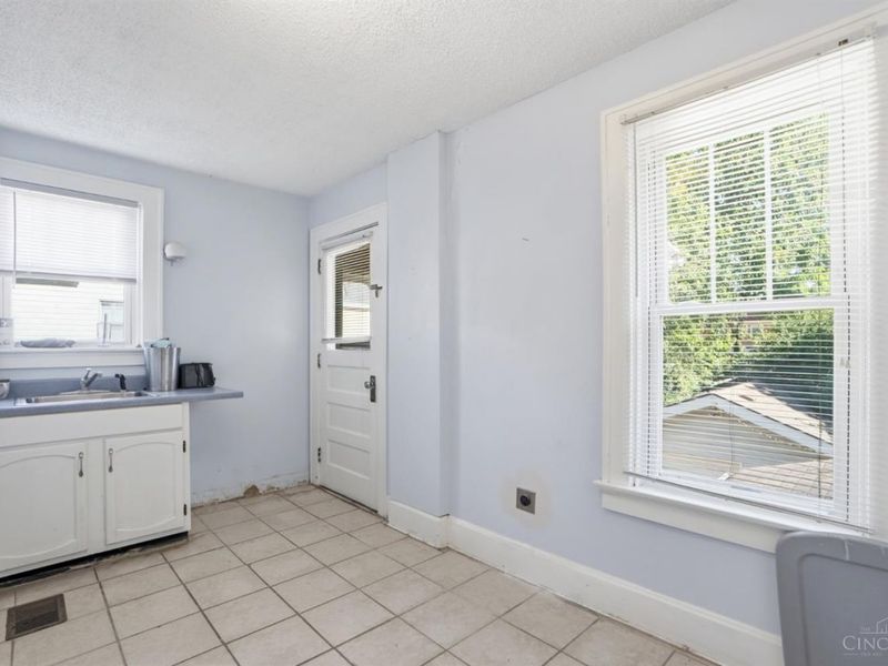 3718 Forest Court, Cheviot, OH 45211 Photo 23
