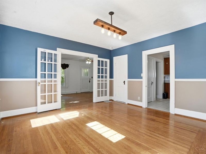 3718 Forest Court, Cheviot, OH 45211 Photo 8