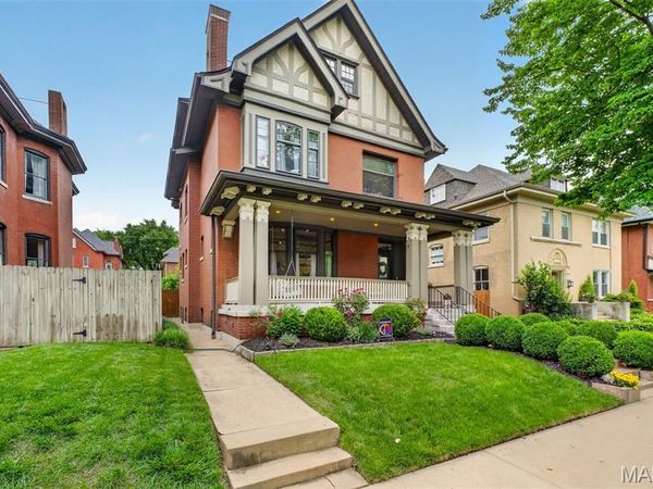 2923 Allen Avenue , St Louis, MO 63104