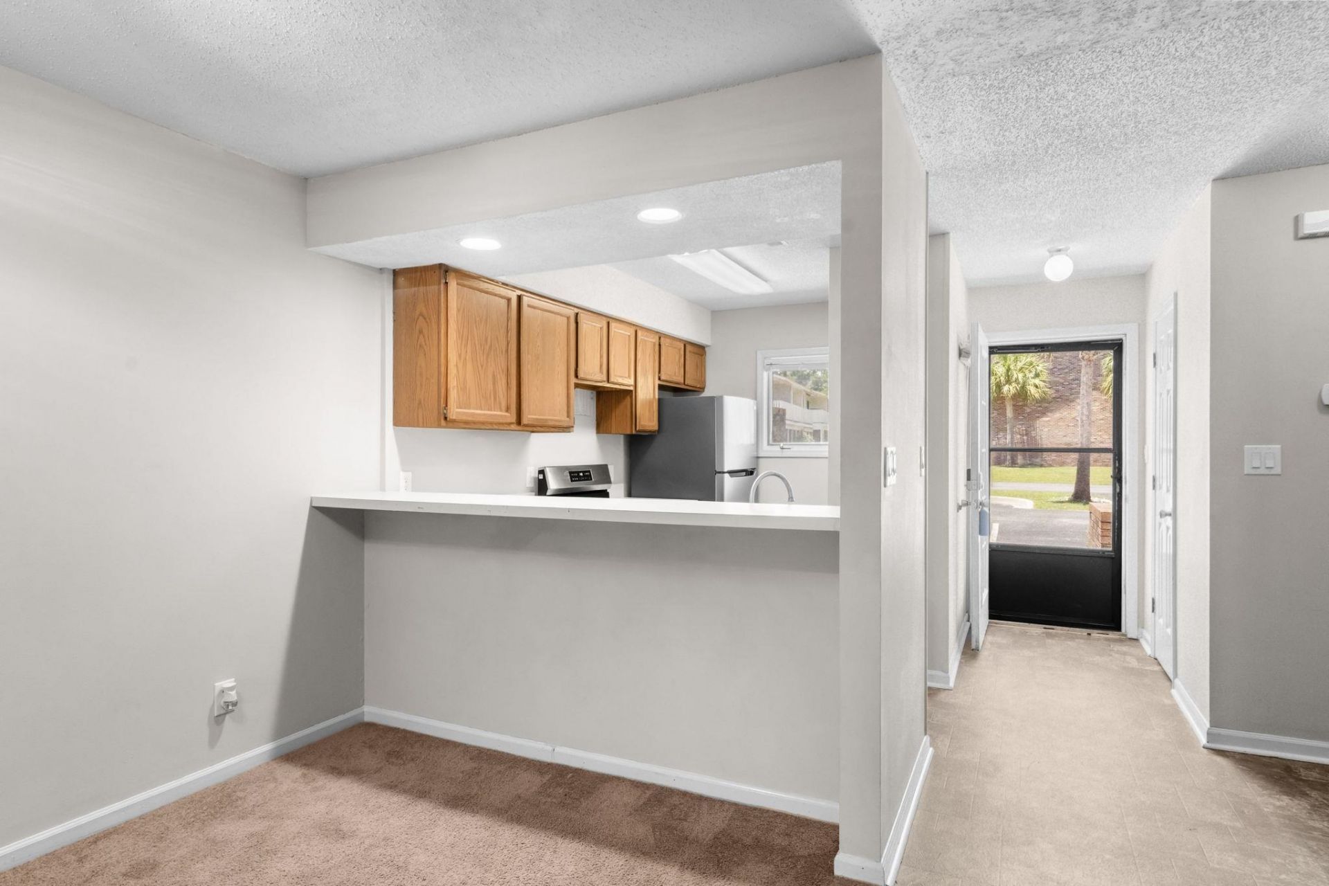 414 Garden Dr.  Photo 18