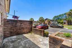 414 Garden Dr.  photo 4