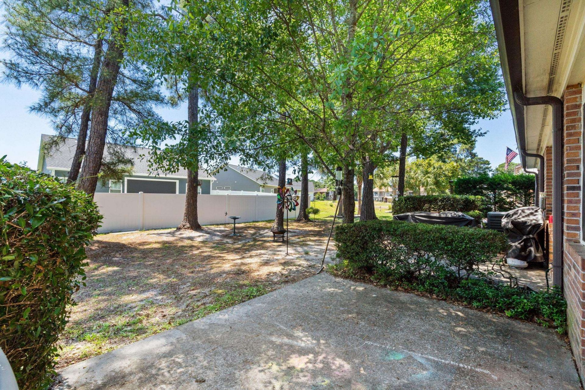 414 Garden Dr.  Photo 31