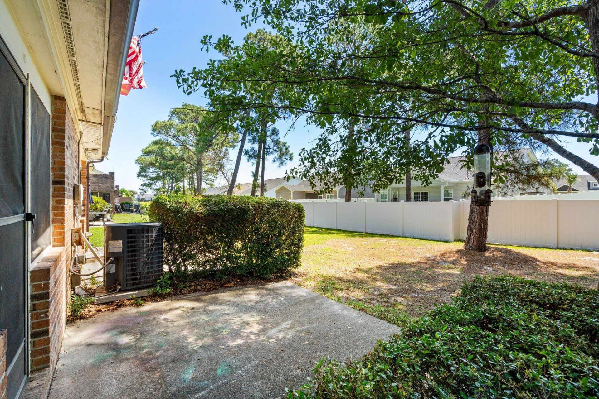 414 Garden Dr.  Photo 32