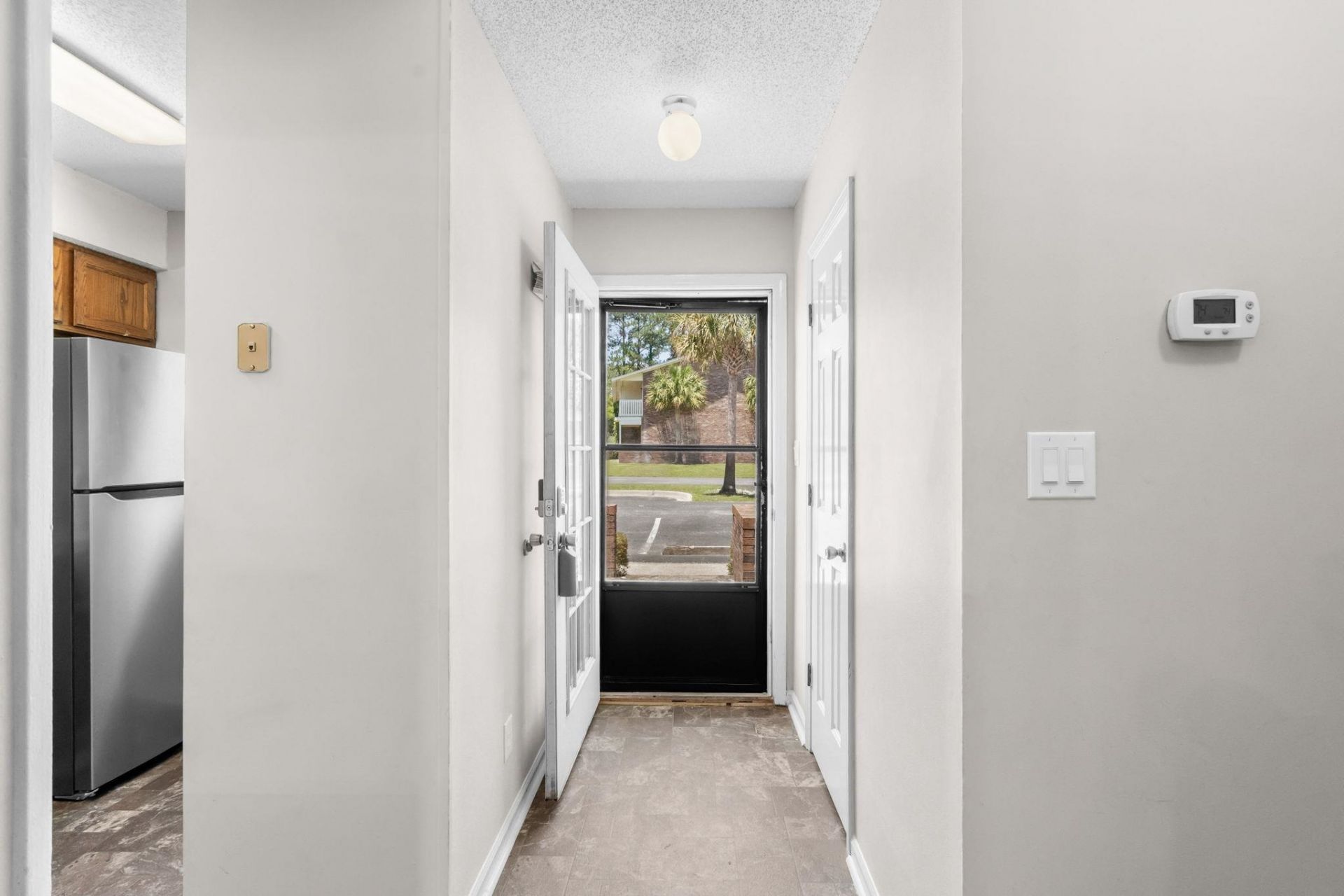 414 Garden Dr.  Photo 7
