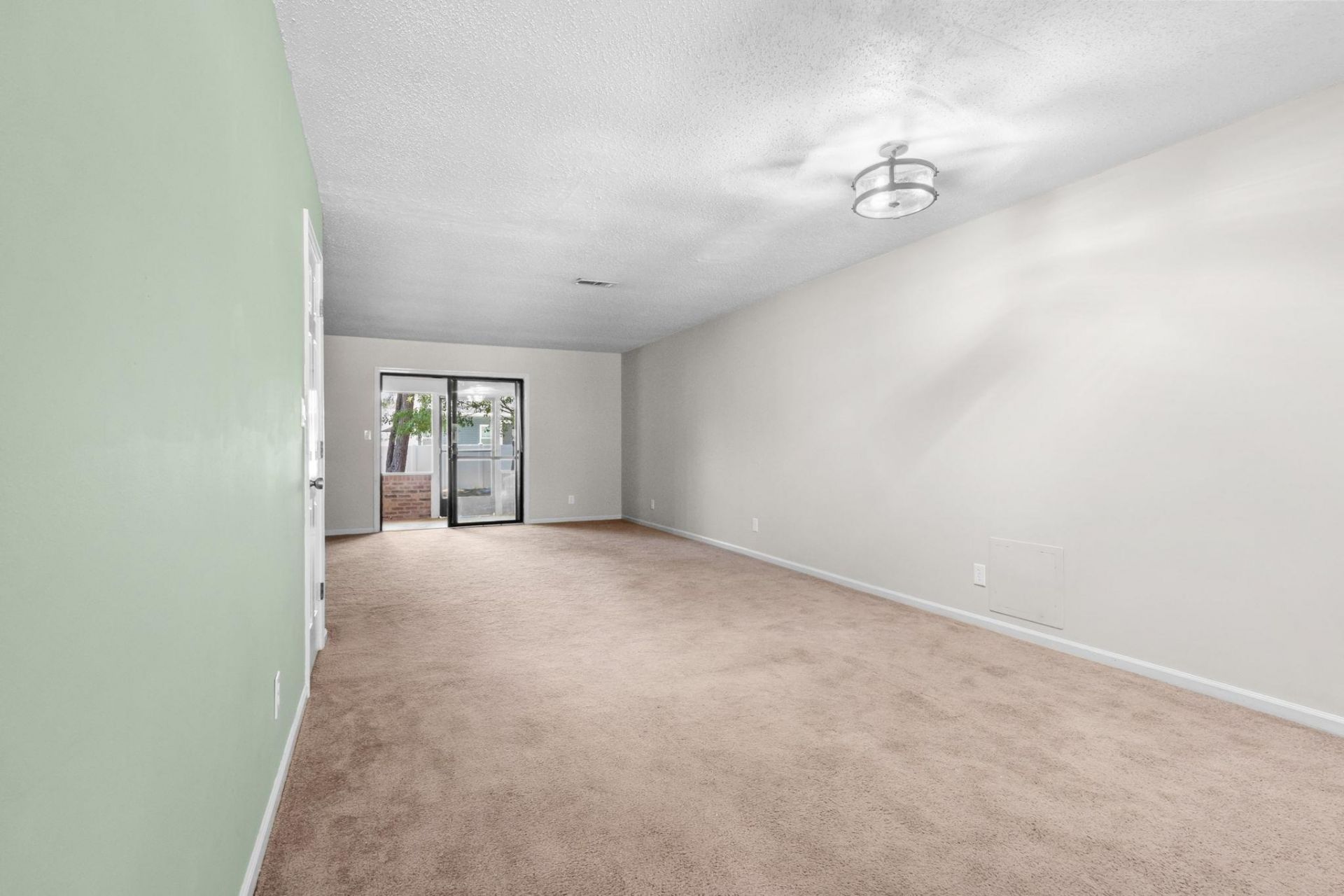 414 Garden Dr.  Photo 8