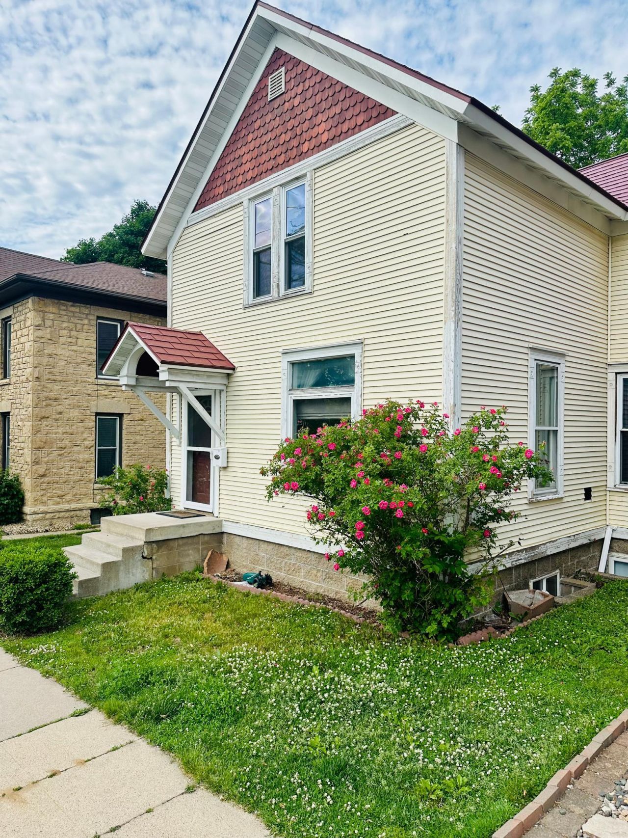 621 East Avenue, Red Wing, MN 55066
