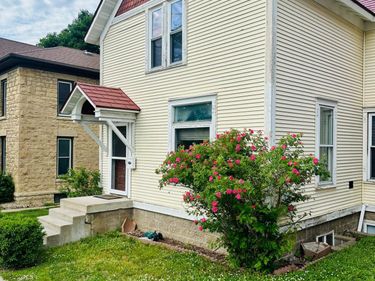 621 East Avenue, Red Wing, MN 55066