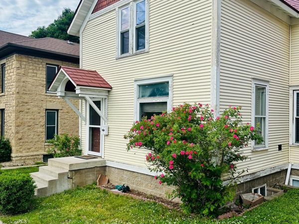 621 East Avenue, Red Wing, MN 55066