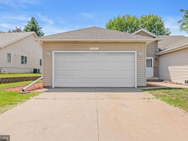 1906 Tuenge Drive, Stillwater, MN 55082