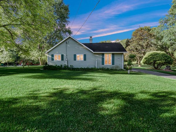 6168 W 370 N , La Porte, IN 46350