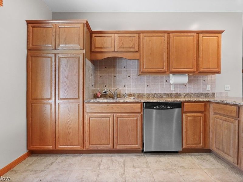 2265 Industry Road , Atwater, OH 44201 Photo 8