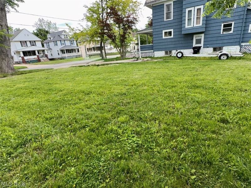 222 Wooster Street , Elyria, OH 44035 Photo 5
