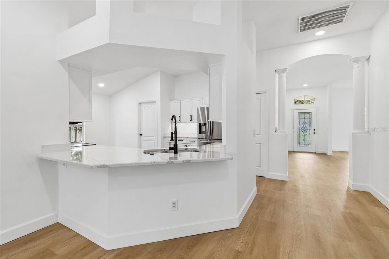 3041 Beaver Pond Trail , Valrico, FL 33596 Photo