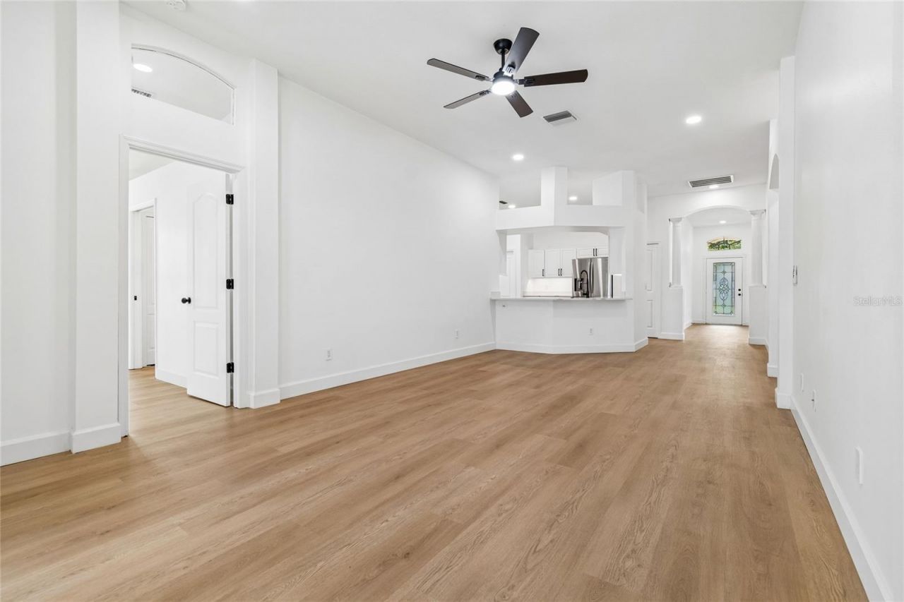 3041 Beaver Pond Trail , Valrico, FL 33596 Photo