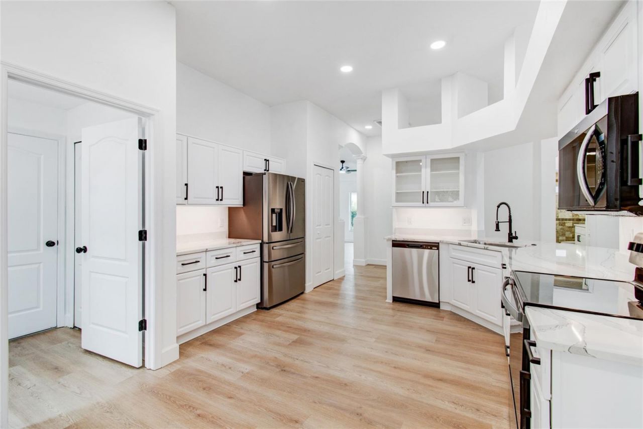 3041 Beaver Pond Trail , Valrico, FL 33596 Photo