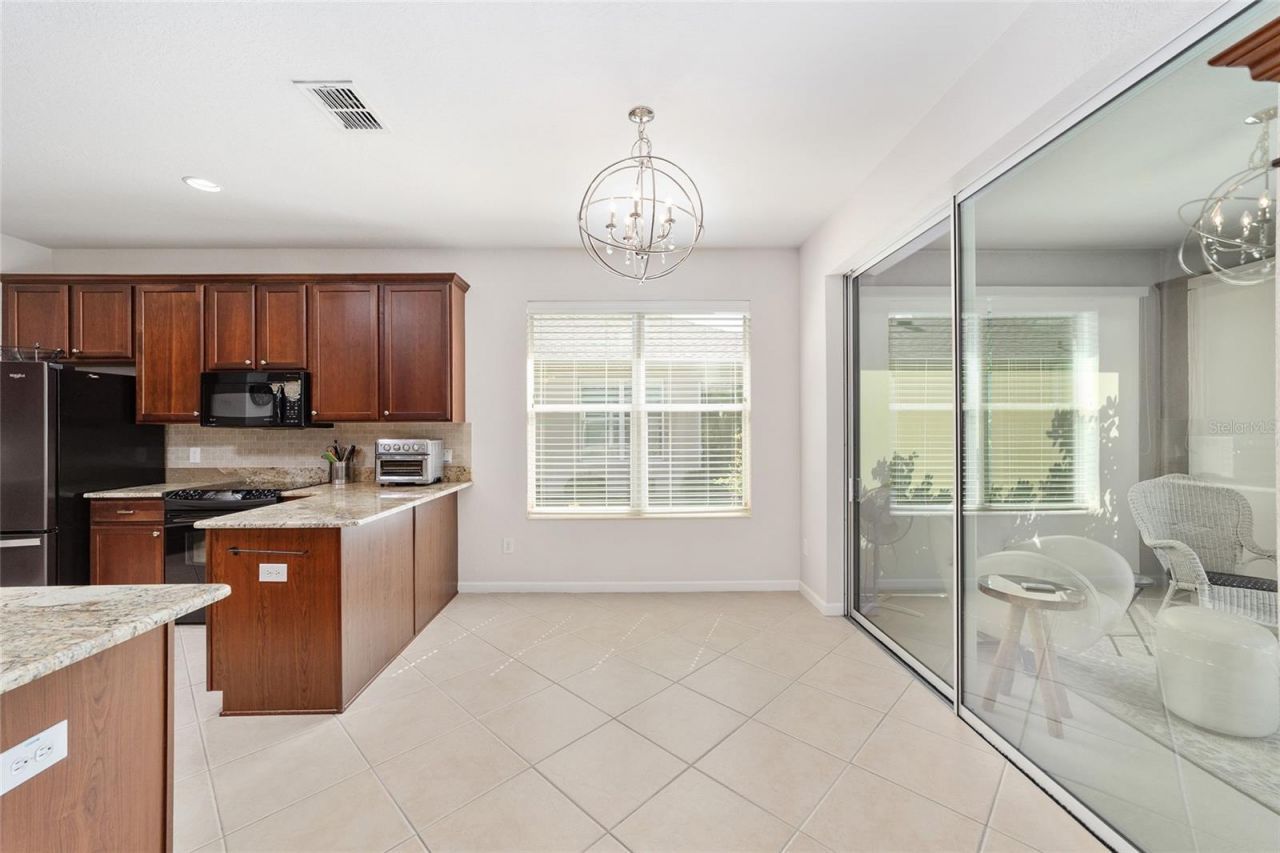 9395 SW 66th Loop, Ocala, FL 34481 Photo