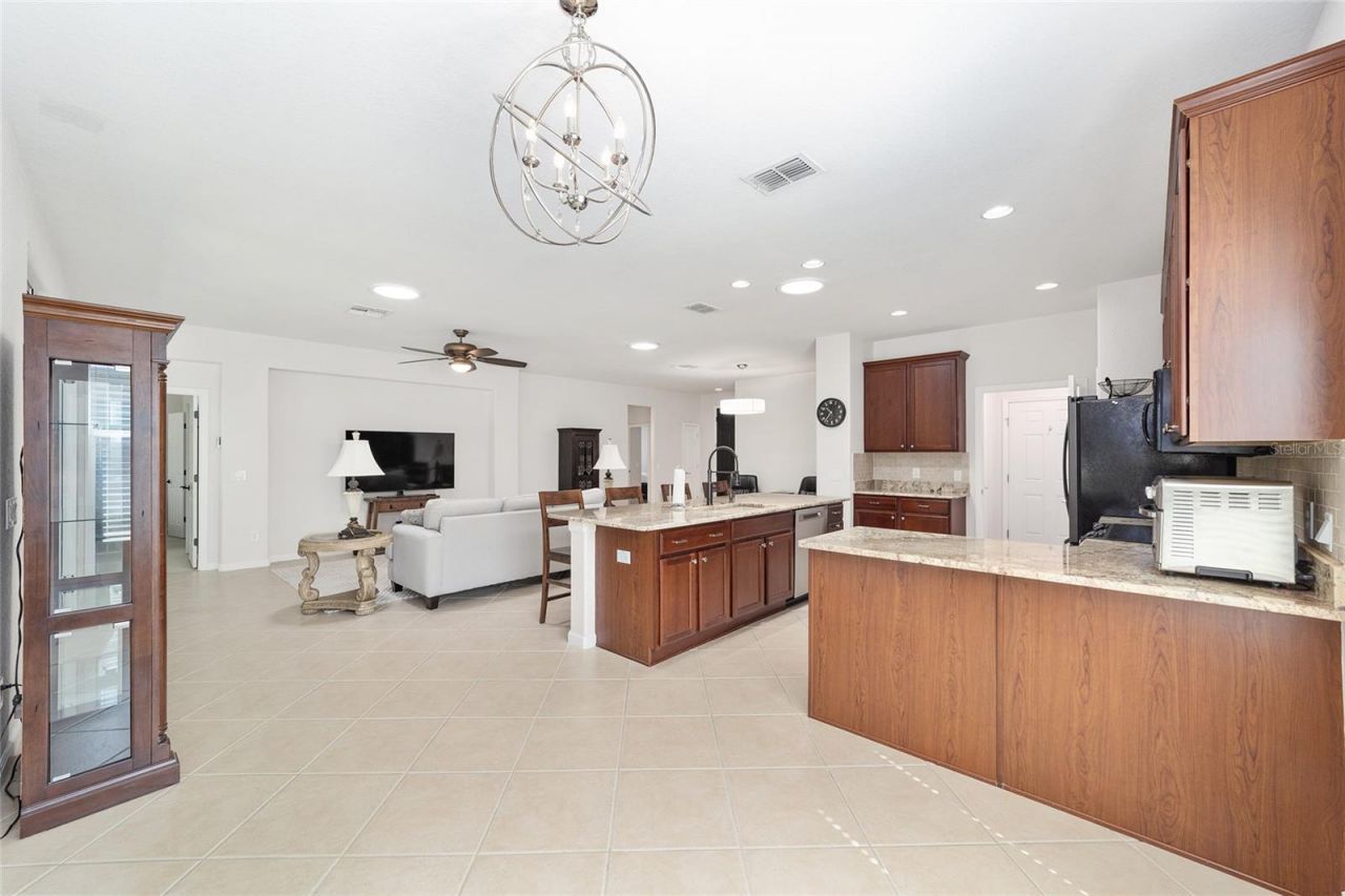9395 SW 66th Loop, Ocala, FL 34481 Photo