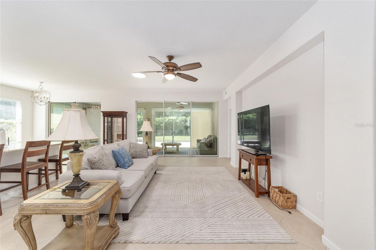 9395 SW 66th Loop, Ocala, FL 34481 Photo