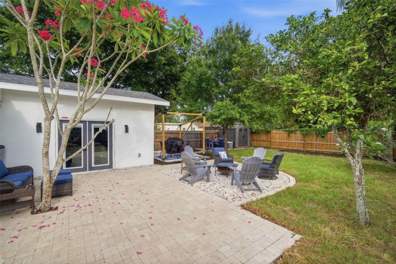 1120 52nd Avenue N, Saint Petersburg, FL 33703 Photo