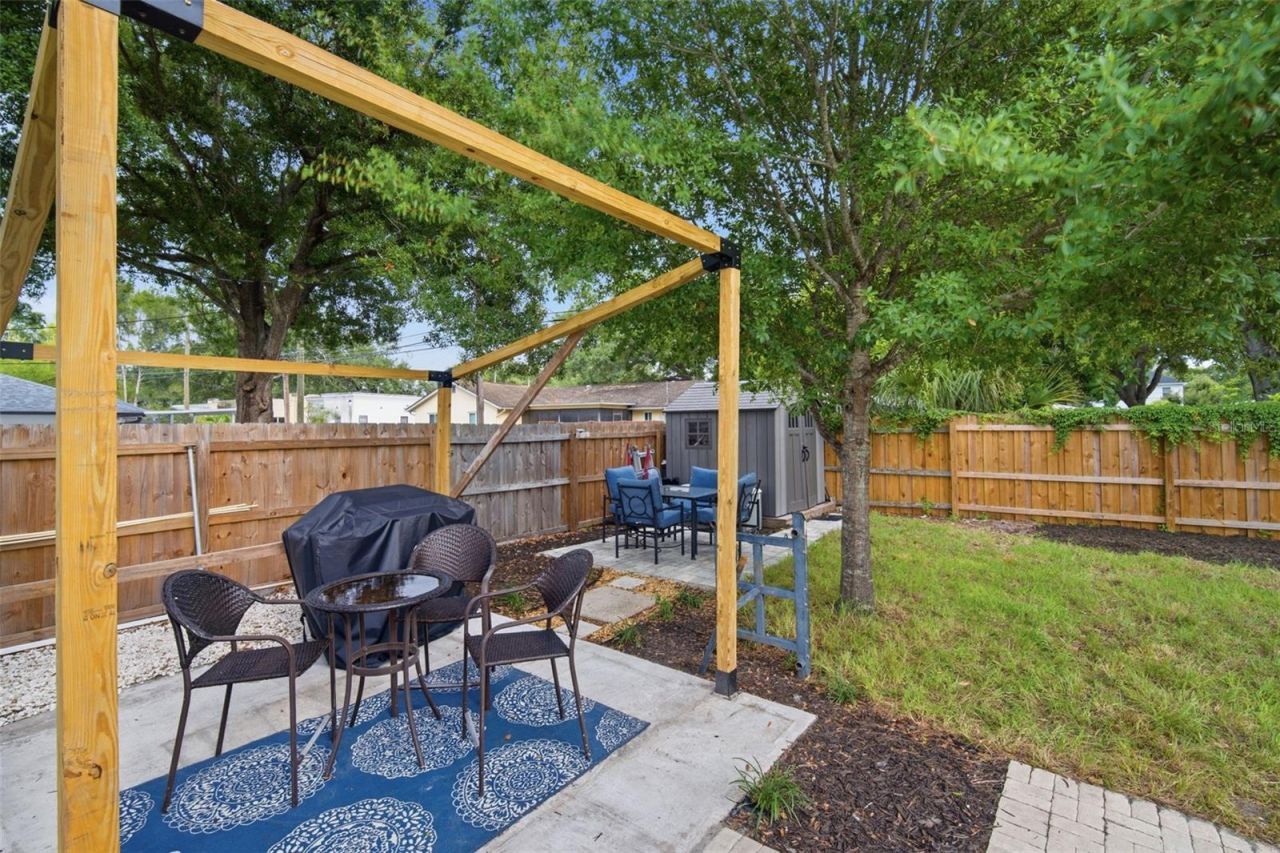 1120 52nd Avenue N, Saint Petersburg, FL 33703 Photo