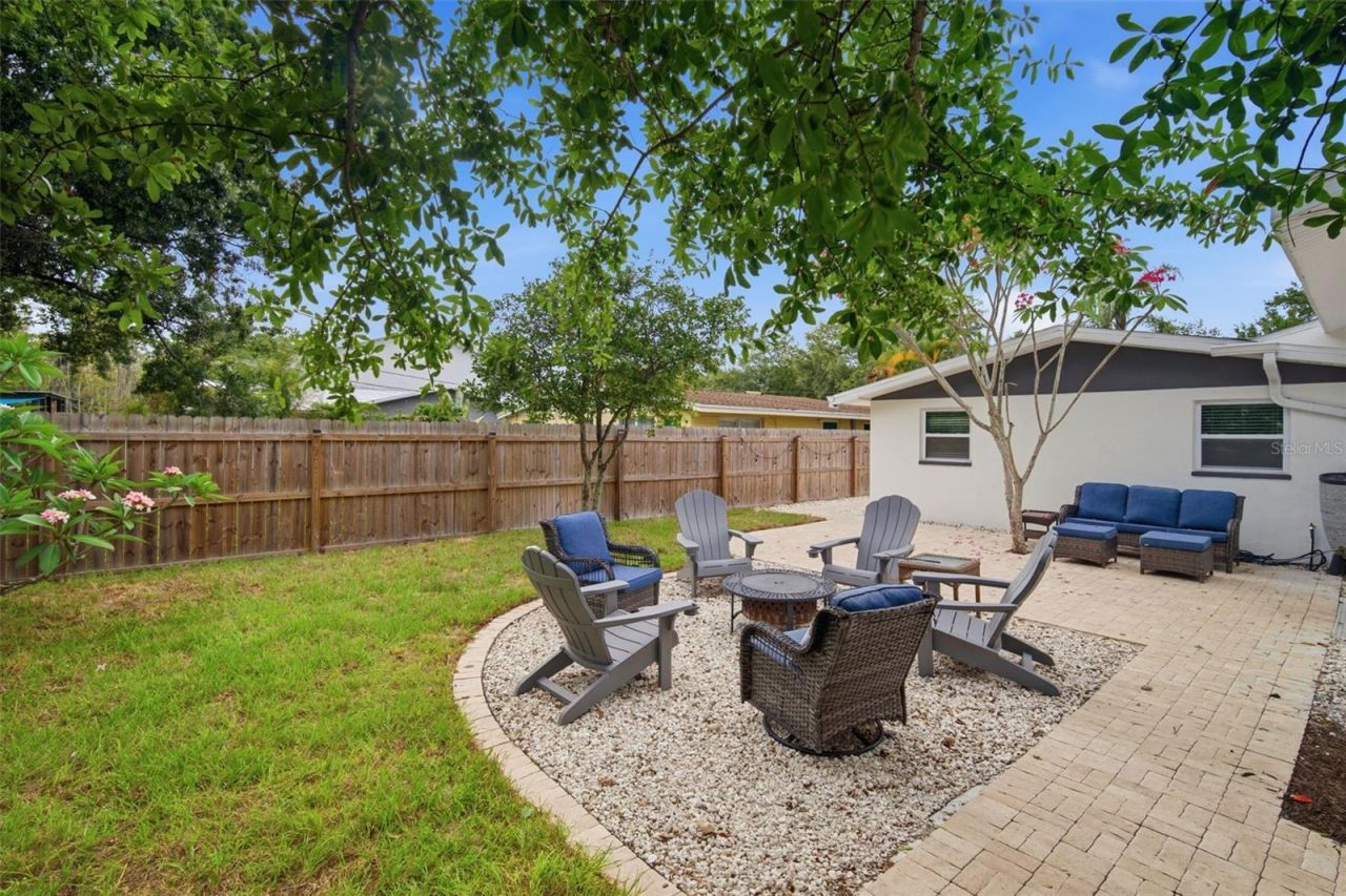 1120 52nd Avenue N, Saint Petersburg, FL 33703 Photo