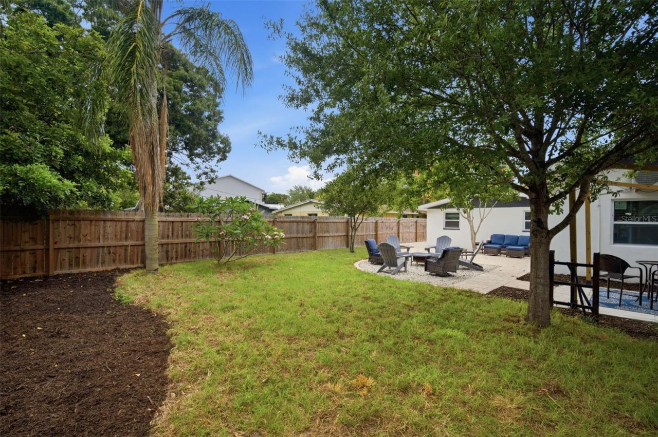 1120 52nd Avenue N, Saint Petersburg, FL 33703 Photo