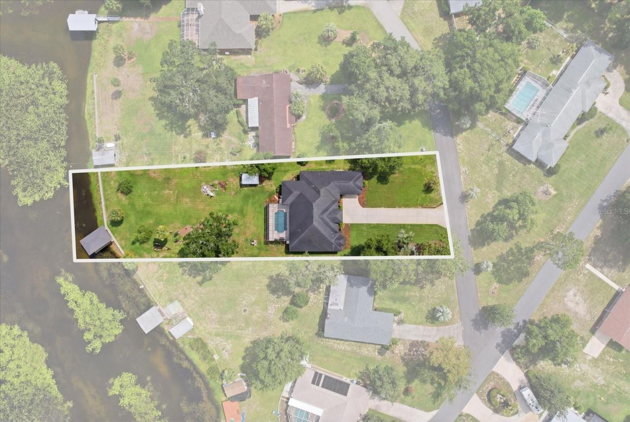 3028 S Davis Lake Drive , Inverness, FL 34450 Photo
