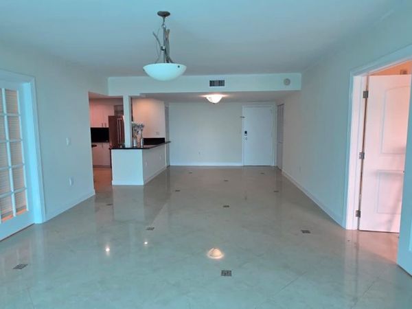 11111 Biscayne Boulevard, Unit 4c, Miami, FL 33181