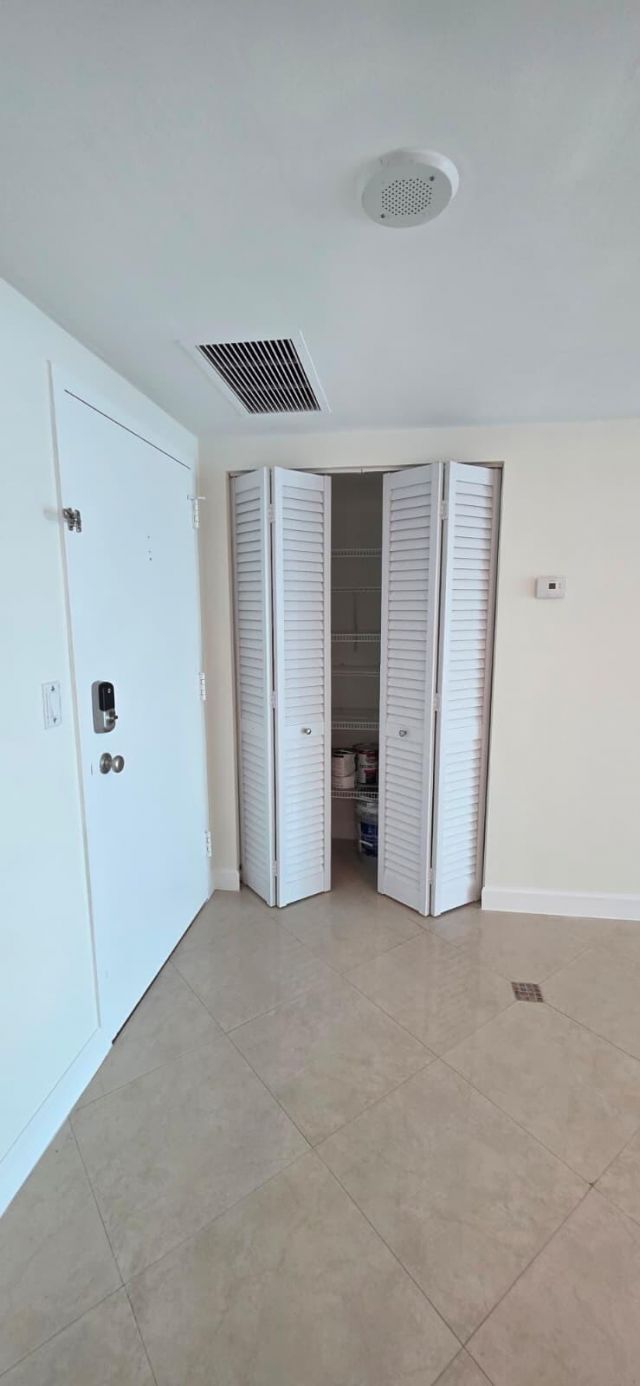 11111 Biscayne Boulevard, Unit Tower 2 -, Miami, FL 33181 Photo
