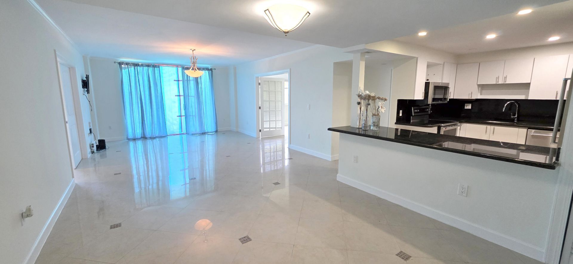 11111 Biscayne Boulevard, Unit Tower 2 -, Miami, FL 33181 Photo