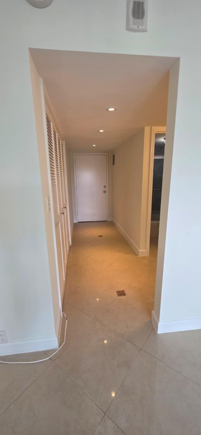11111 Biscayne Boulevard, Unit 4c, Miami, FL 33181 Photo