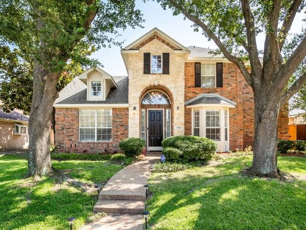 5916 Mossbrook Trail , Dallas, TX 75252