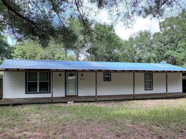 6107 Apache Drive , Mabank, TX 75156