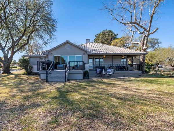 104 Sunset Cove , Trinidad, TX 75163